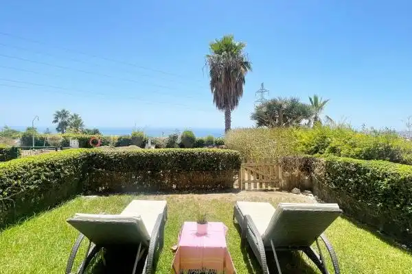 Jardí de Casa adosada en venda en Benalmádena amb Aire condicionat, Jardí privat i Terrassa