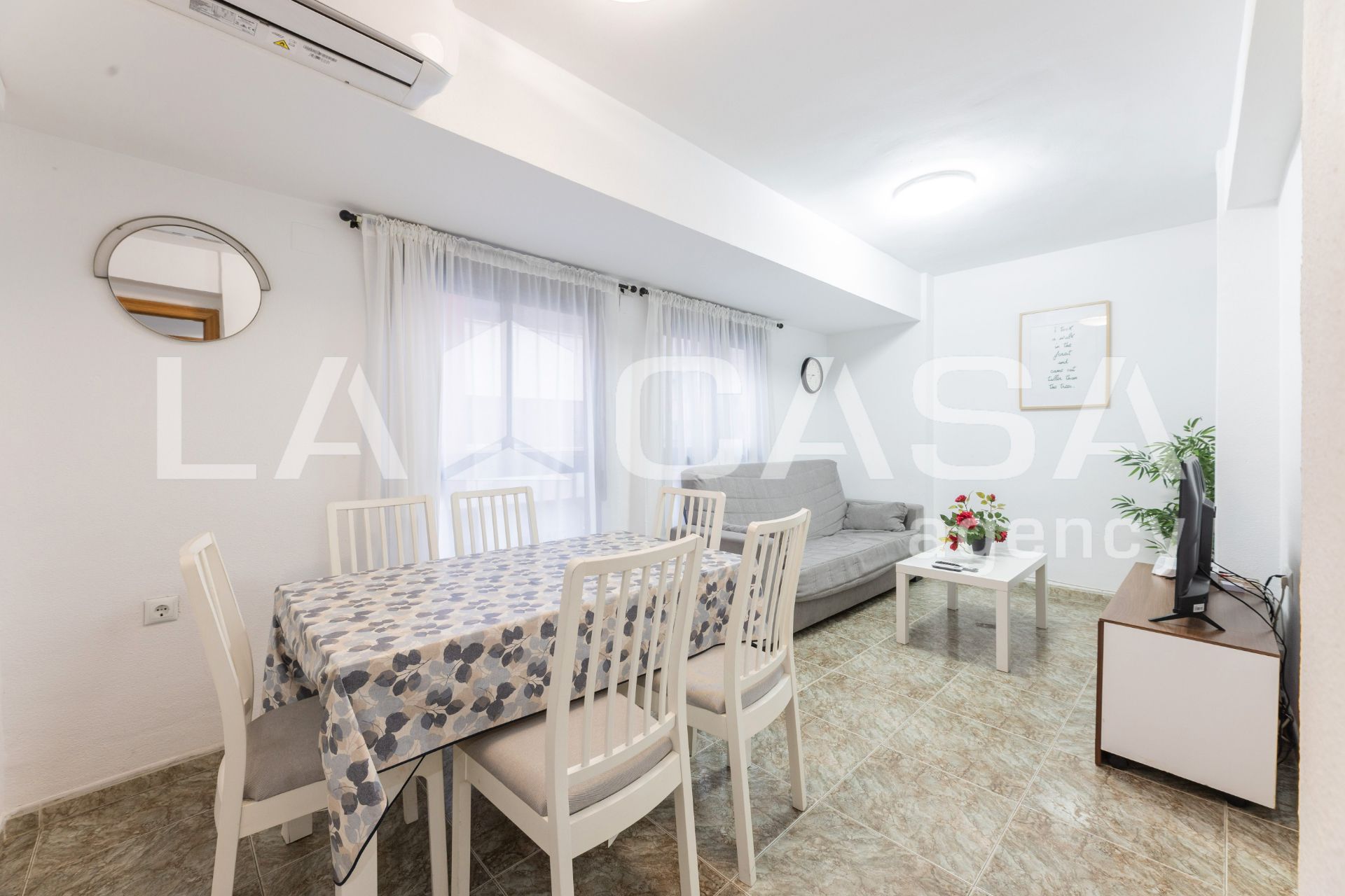 Piso en venta en  Valencia Capital con Aire acondicionado, Terraza y Balcón