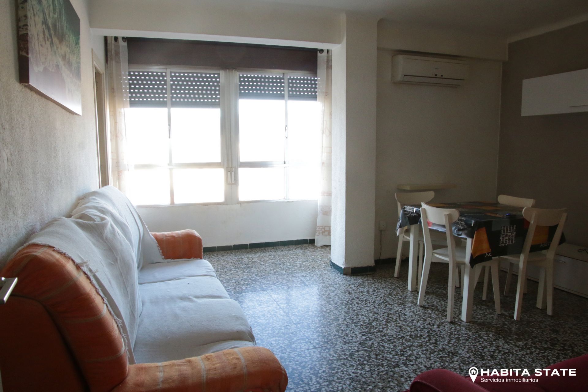 Sala d'estar de Pis en venda en  Almería Capital amb Moblat