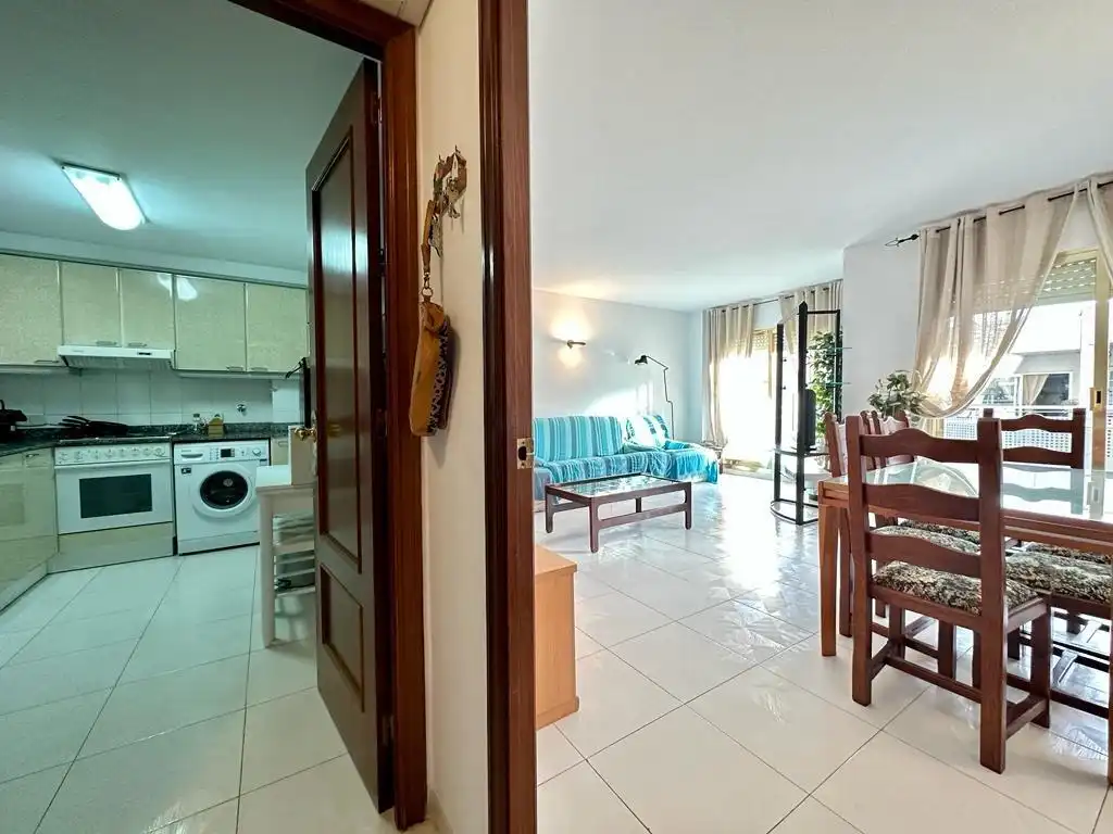 Sala de estar de Apartamento de alquiler en Tossa de Mar con Aire acondicionado, Jardín privado y Terraza