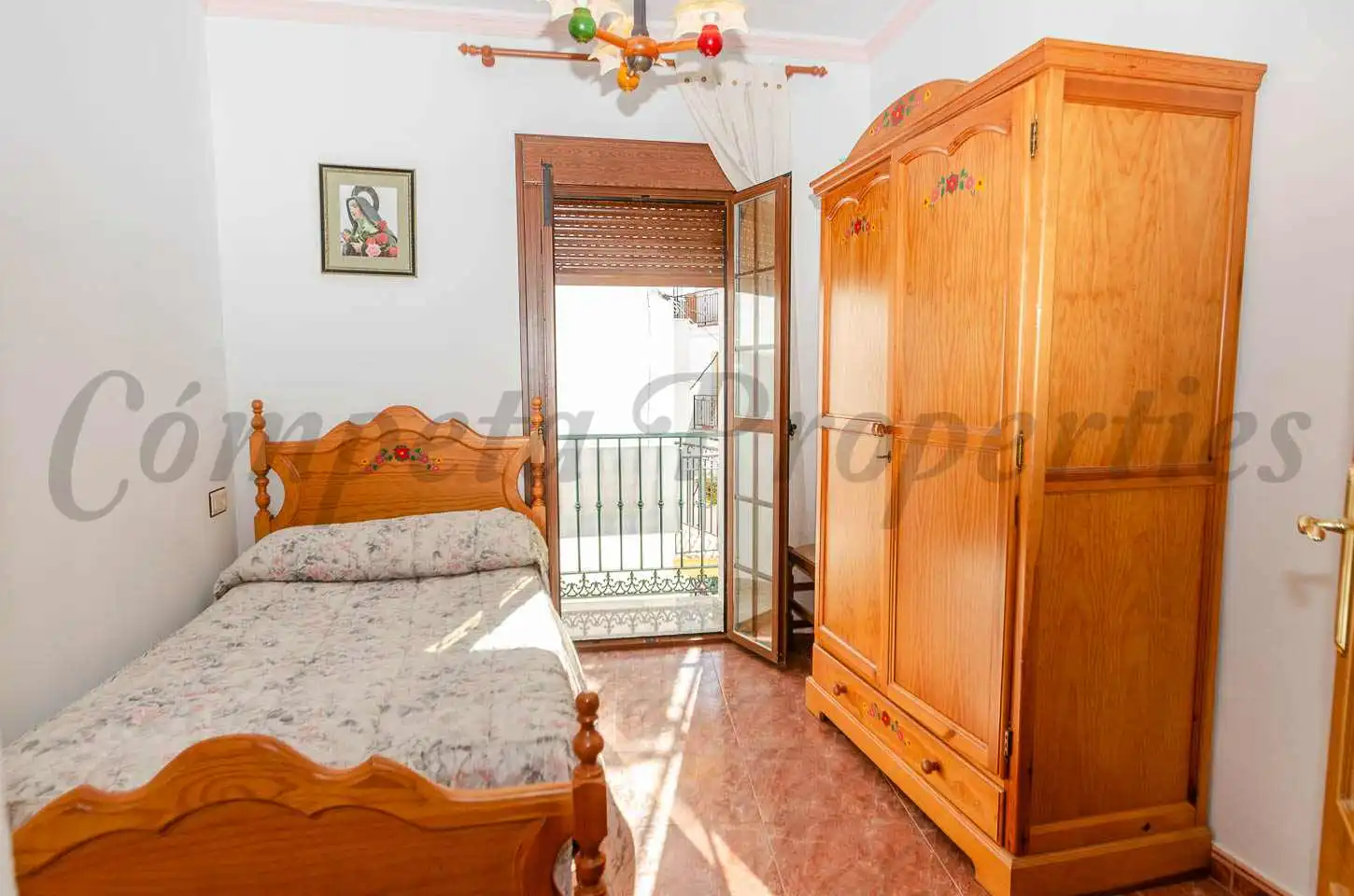 Habitación de Casa adosada en venta en Árchez con Terraza y Amueblado