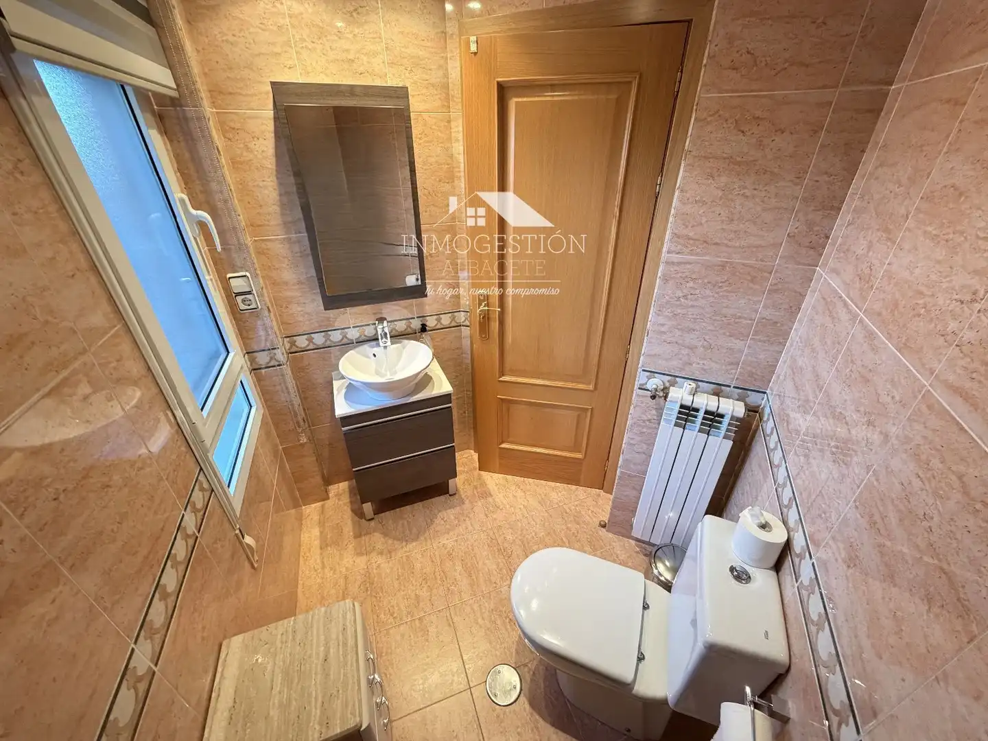 Bathroom of Detached homes for sale in Albacete  with Air Conditioner, Heating and Parquet flooring
