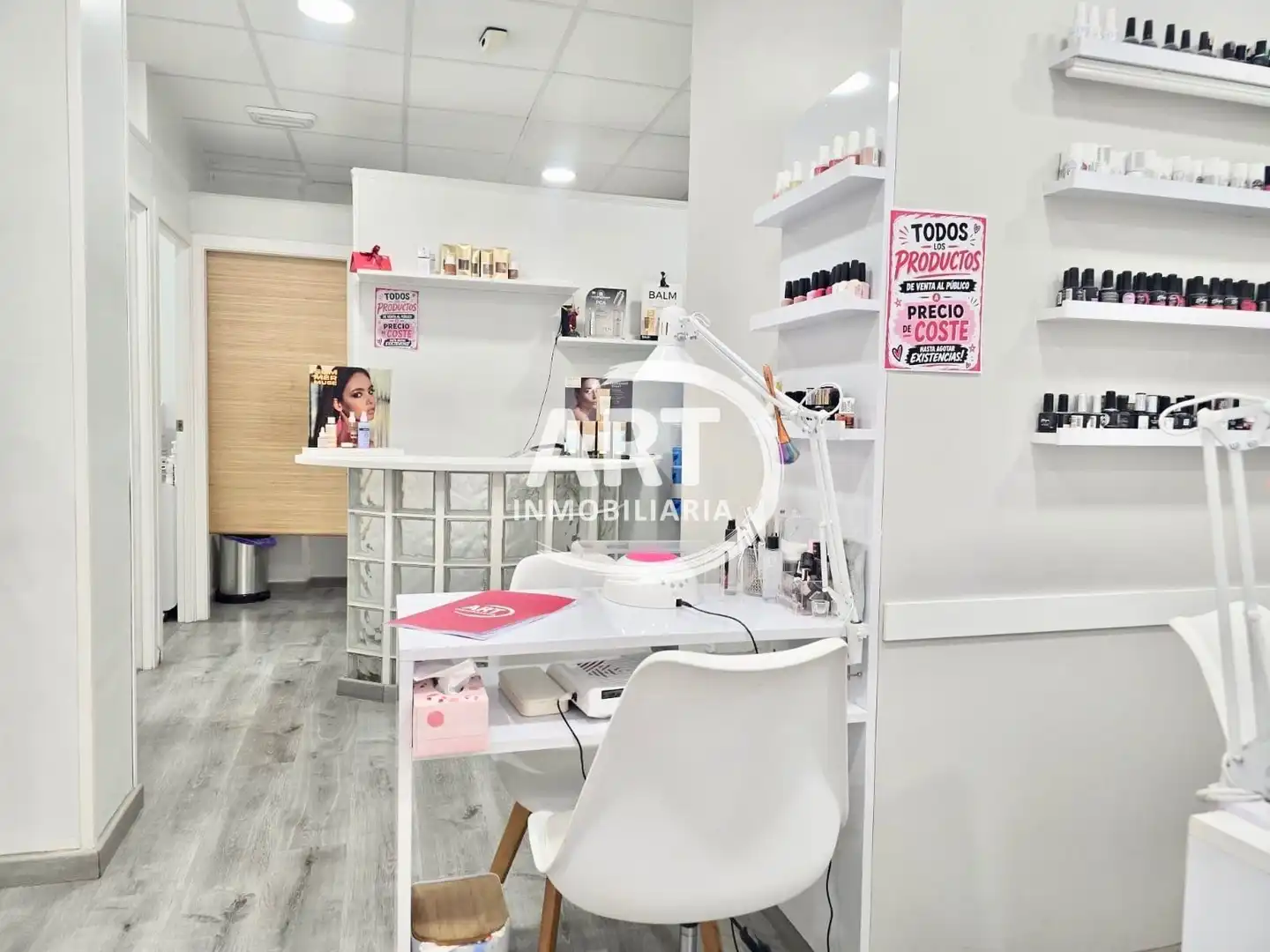 Commercial properties for sale in Bétera  with Air Conditioner