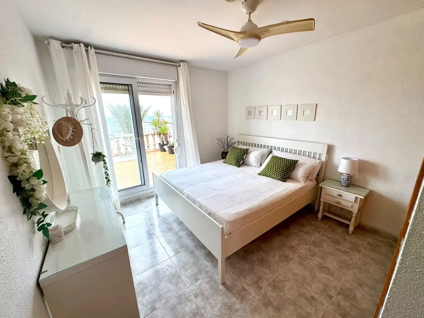 Bedroom of Detached homes for sale in Playas de Puçol