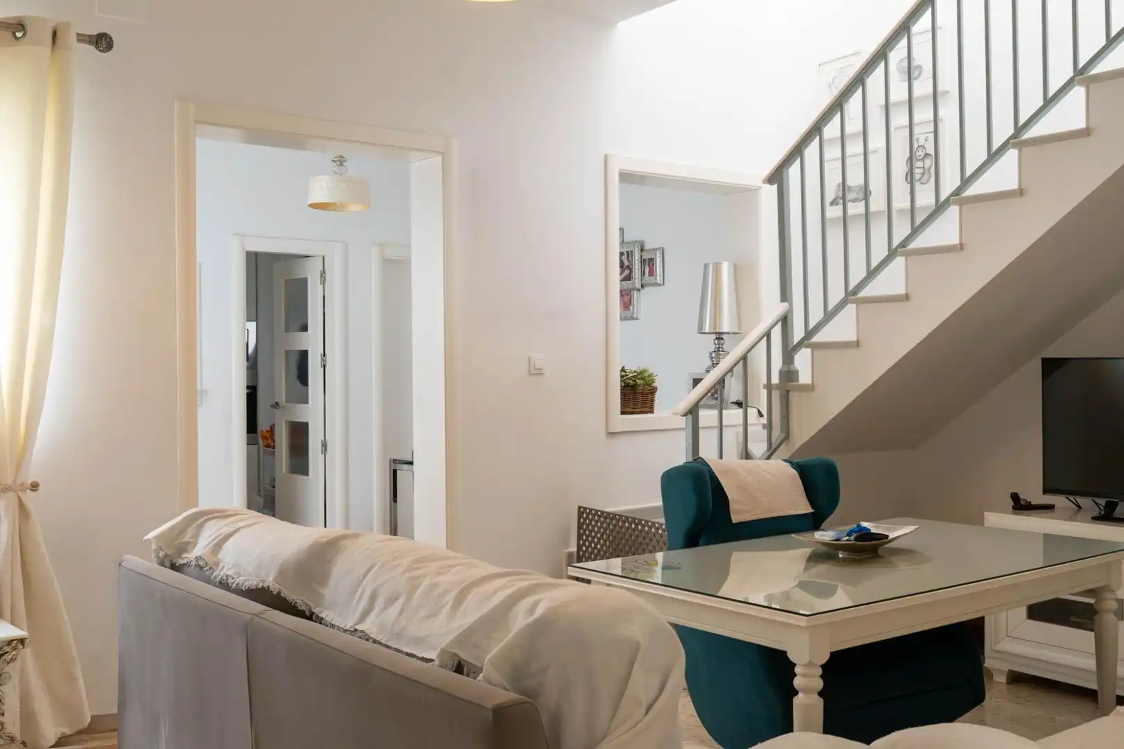 Living room of Houses for sale in Carrión de los Céspedes  with Air Conditioner and Heating