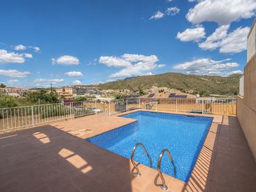 Maison jumelée avec balcon à vendre à Carrer d'Oriola