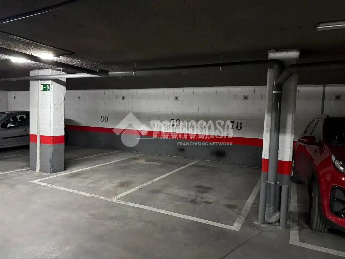 Parking of Flat for sale in Coslada  with Air Conditioner, Heating and Storage room