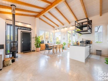 Chalet con piscina en venta en Drassanes