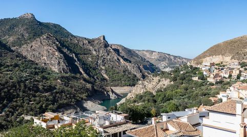 Foto 4 von Residential zum Verkauf in Calle Serpentina, 13, Güéjar Sierra, Granada