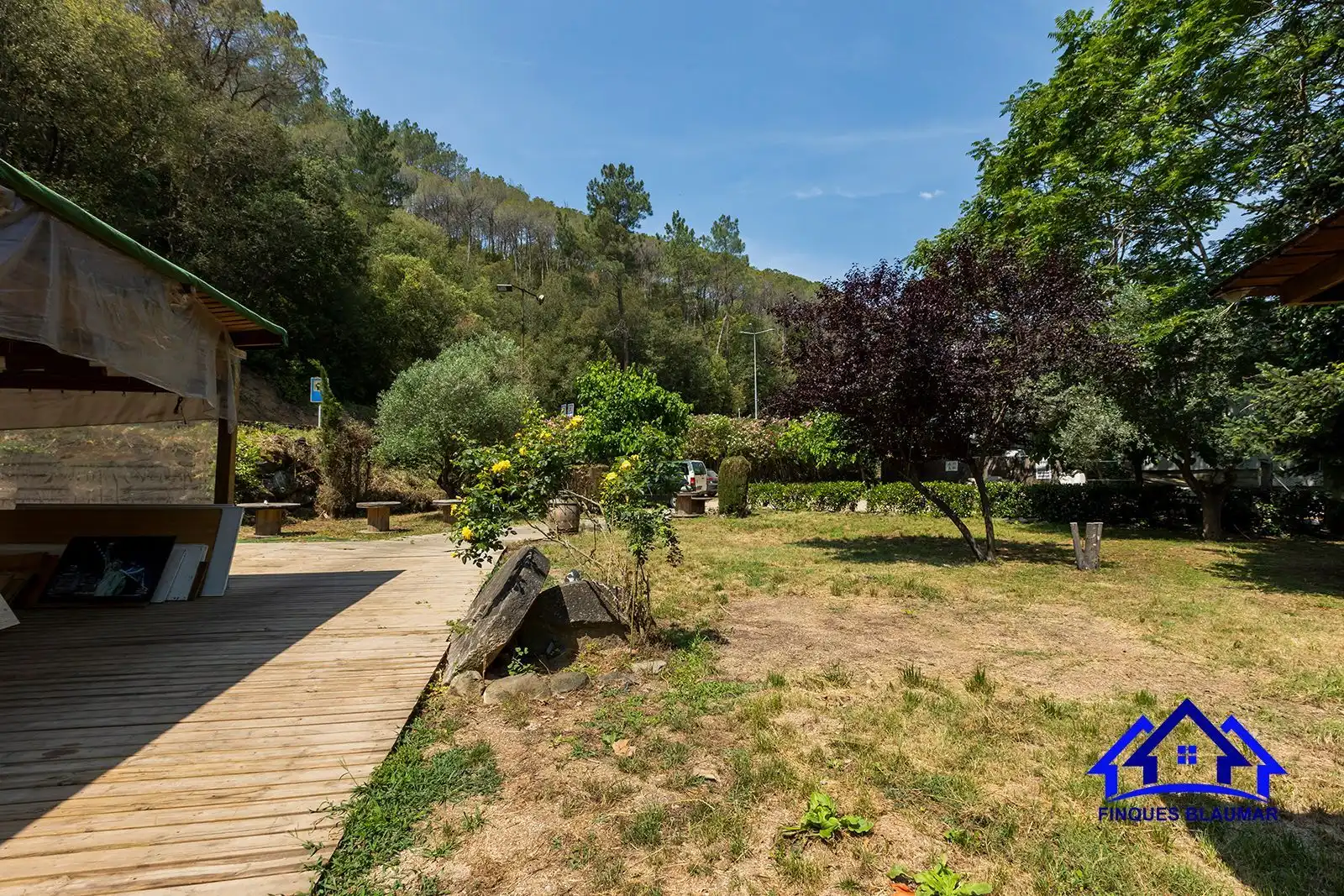 Garten von Geschaftsraum zur Miete in Sant Iscle de Vallalta mit Klimaanlage und Terrasse