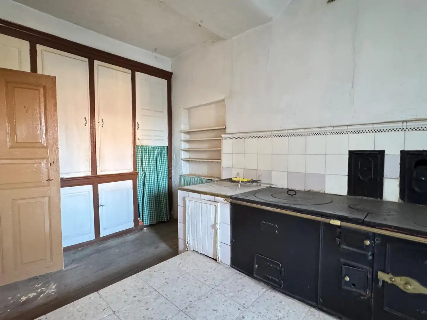 Cocina de Edificio en venta en Xunqueira de Ambía