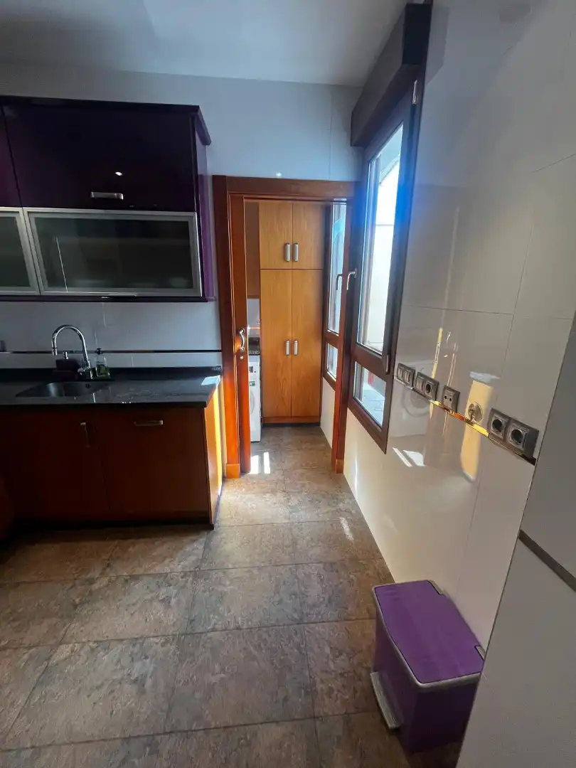 Küche von Wohnung zur Miete in Granada mit Klimaanlage, Heizung und Parkett