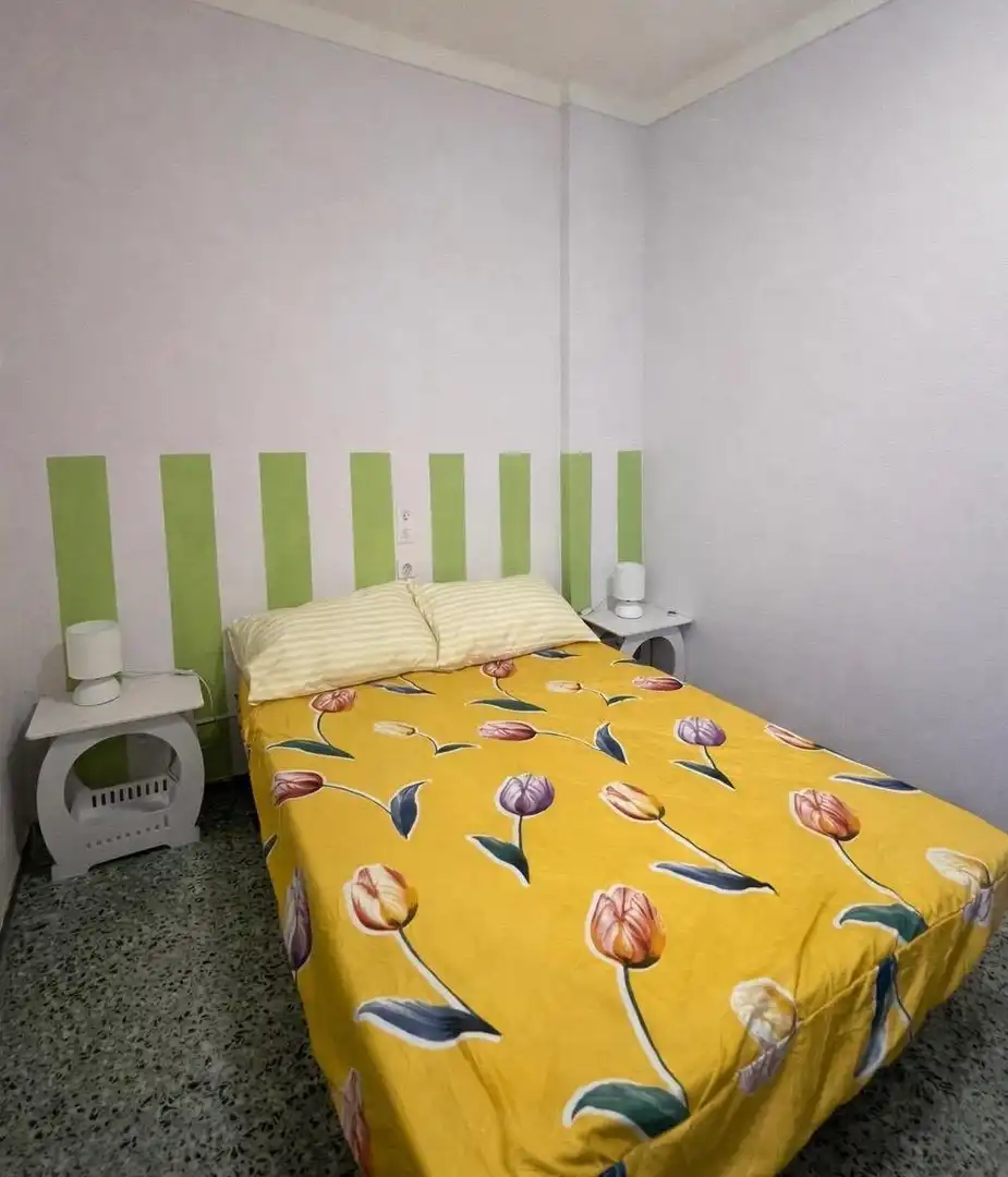Bedroom of Flat for sale in Roses  with Community pool