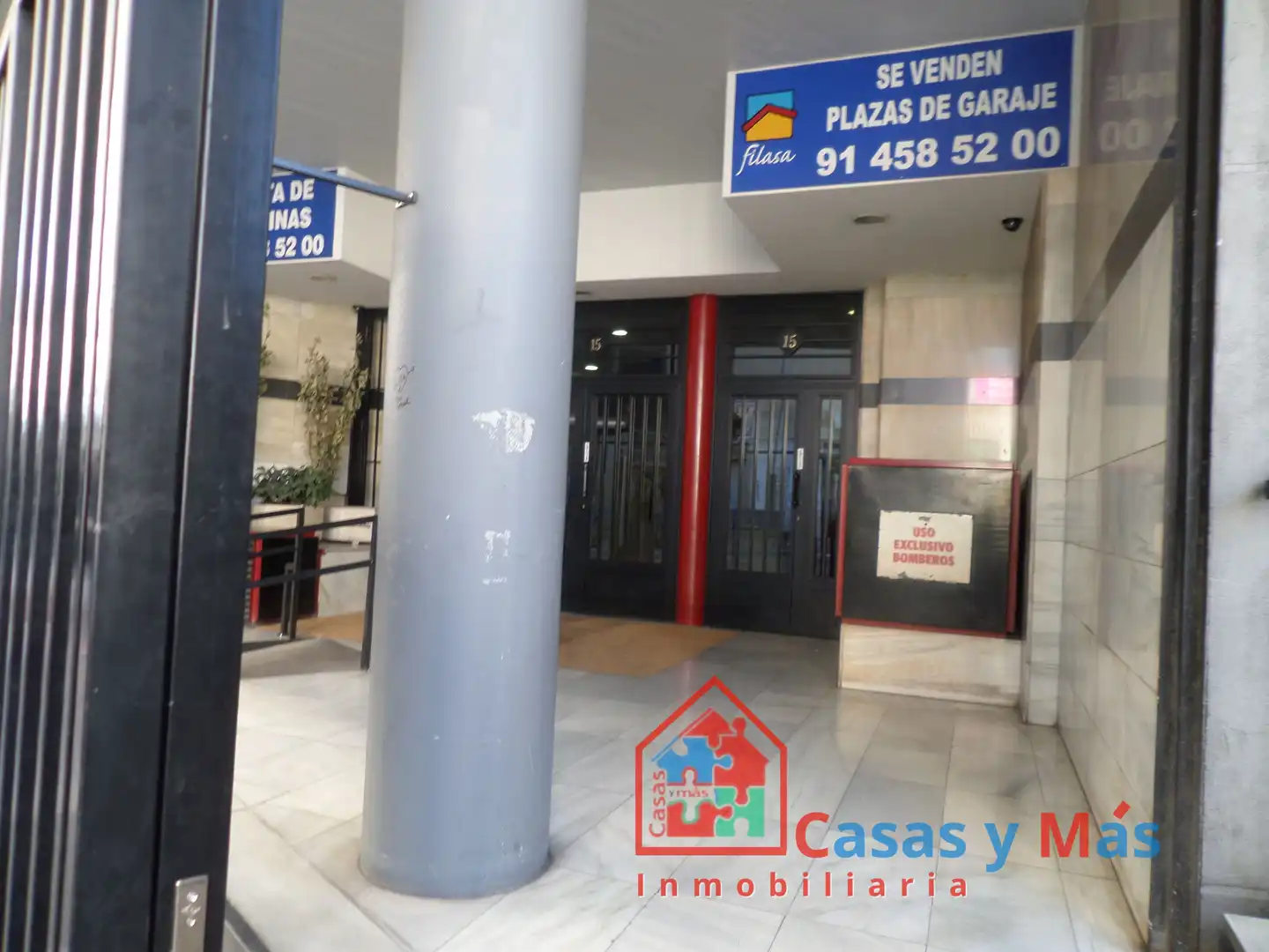 Garage for rent in Calle de Jacometrezo, Sol