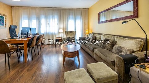 Foto 4 de Casa adosada en venta en Carrer Josep Renom de, Centre, Sabadell