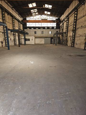 Local comercial en Alquiler en Zona Industrial