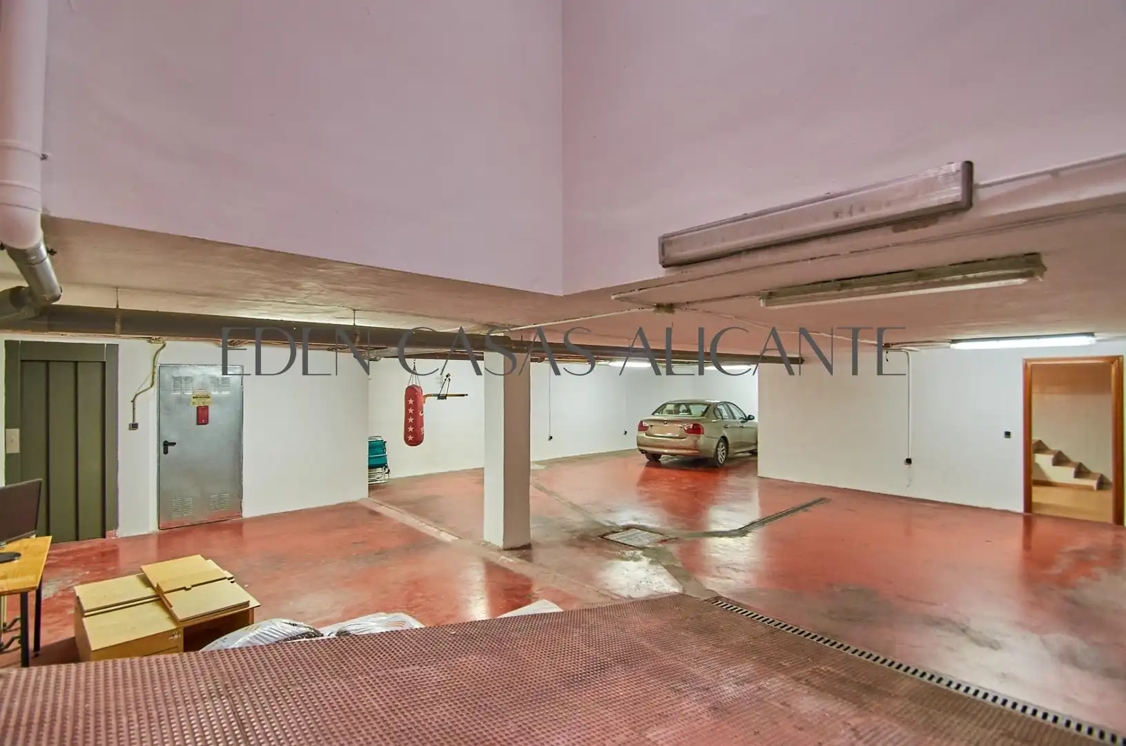 Casa adosada en venda en San Vicente del Raspeig / Sant Vicent del Raspeig amb Aire condicionat, Jardí privat i Parquet