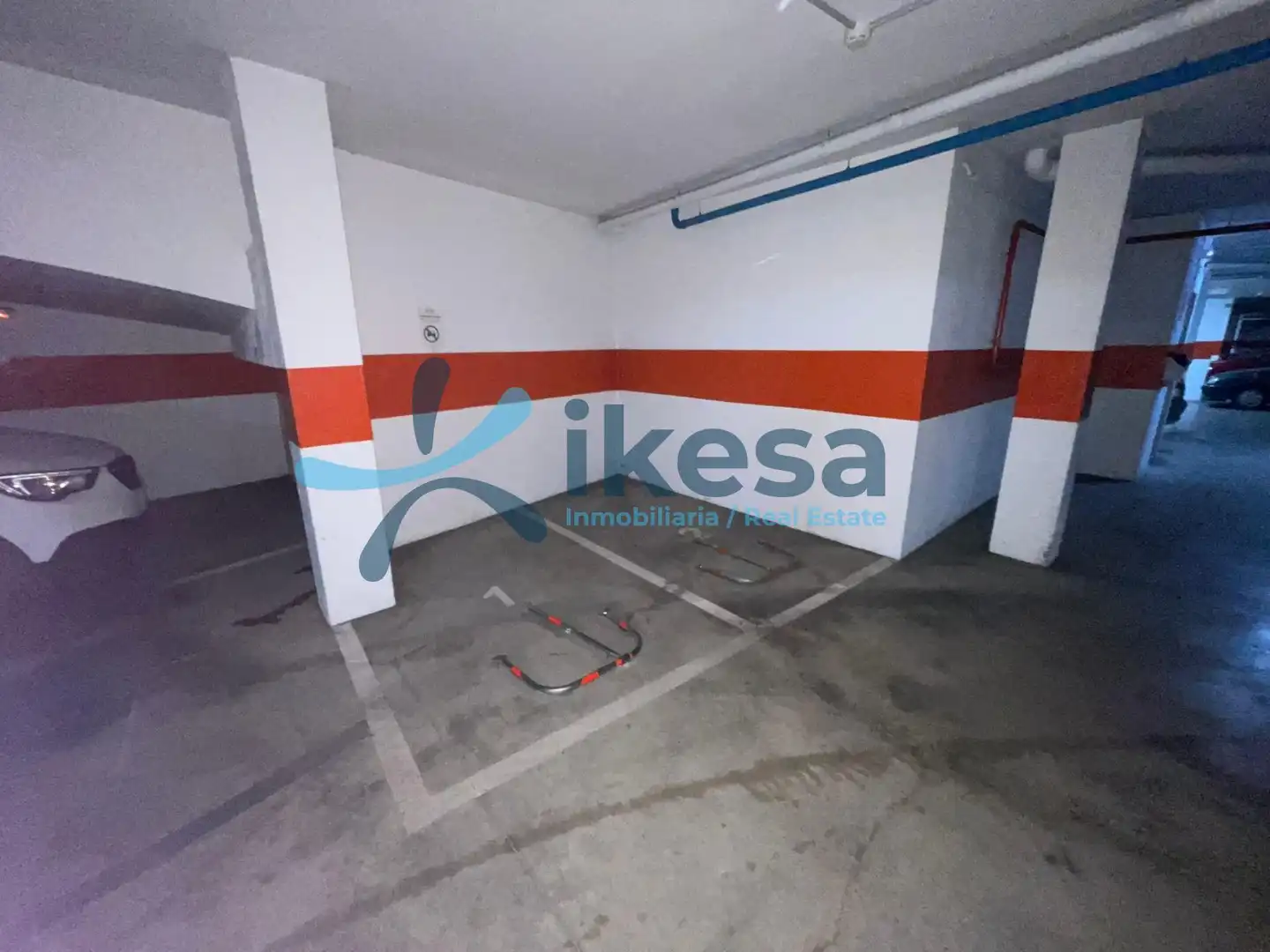 Parkplatz von Garage zum Verkauf in Gines
