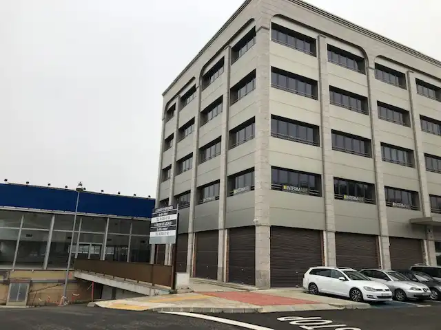 Vista exterior de Oficina de lloguer en Lleida amb Aire condicionat