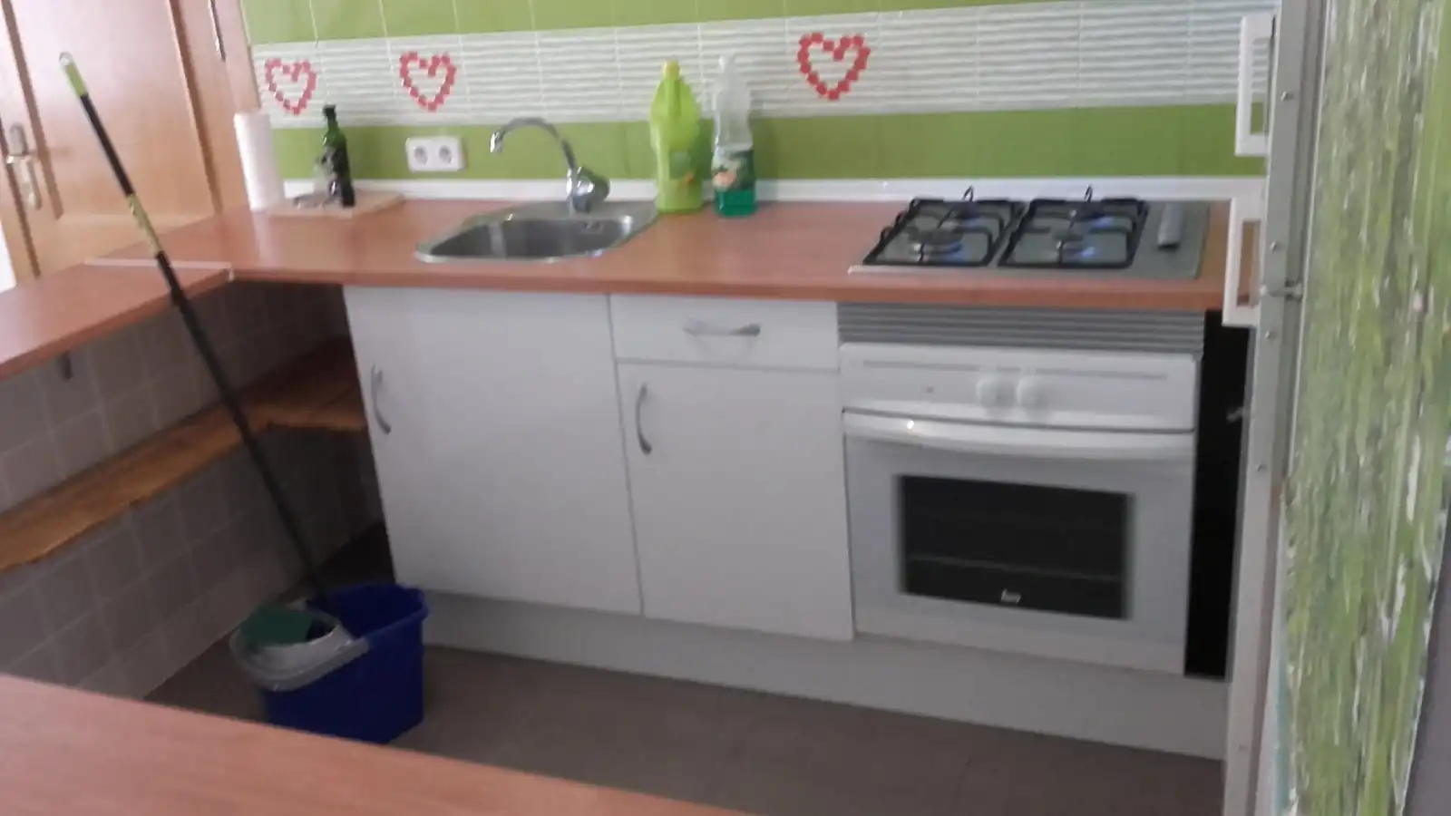 Cuina de Àtic en venda en Mataró amb Terrassa, Moblat i Balcó