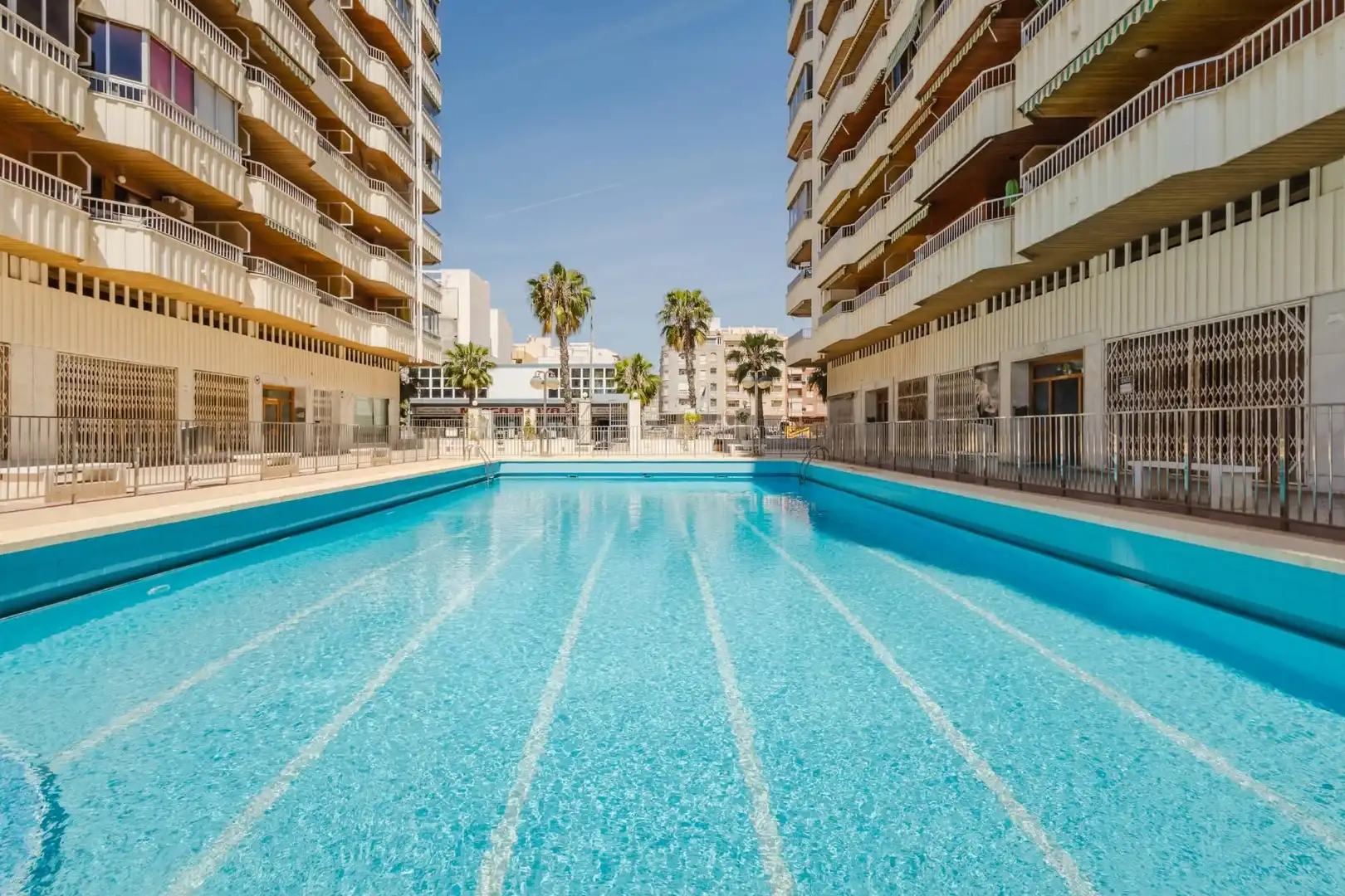 Apartamento con piscina en venta en Doctor Gregorio Marañón, imagen 4