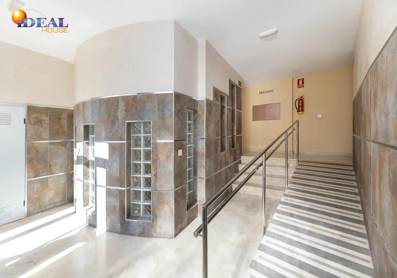Appartamento con ascensore in vendita a Avenida MADRID, imagen 25