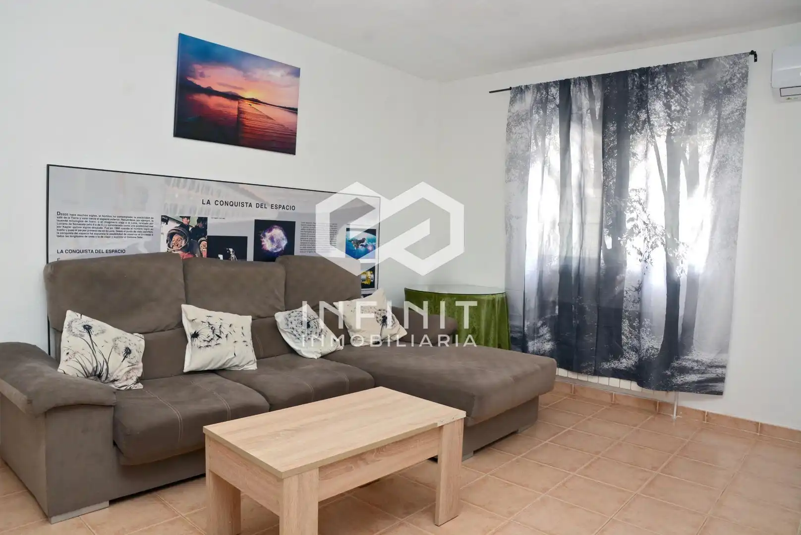 Living room of Houses for sale in Yebes  with Air Conditioner, Heating and Private garden