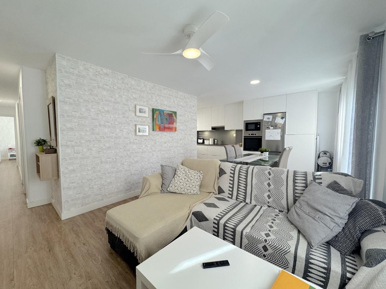 Living room of Flat for sale in  Santa Cruz de Tenerife Capital