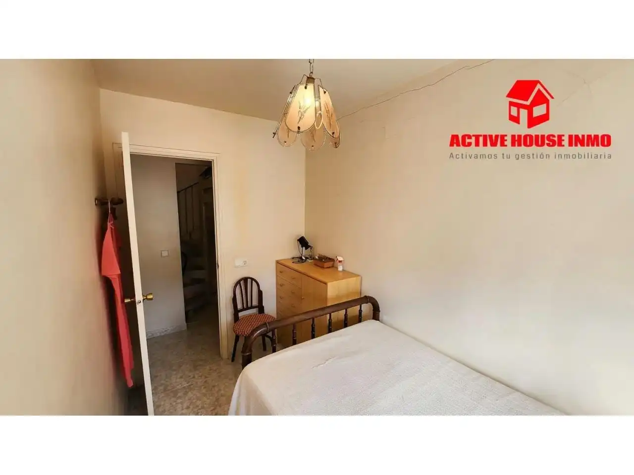 Schlafzimmer von Einfamilien-Reihenhaus zum Verkauf in La Ràpita mit Klimaanlage, Terrasse und Abstellraum