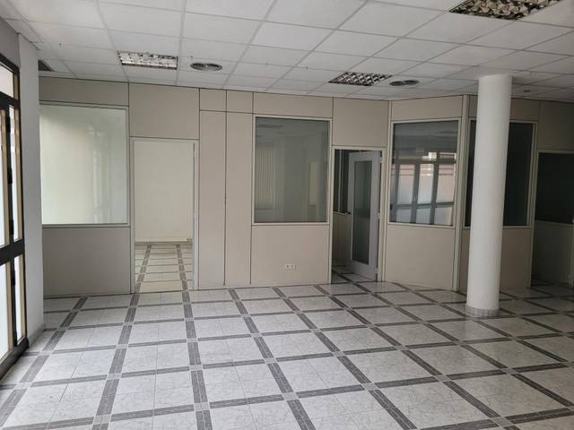 Local comercial en Alquiler en Centro