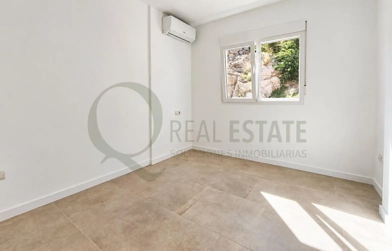 Detached house with garden for sale in Calle Calle Torrevella, imagen 14