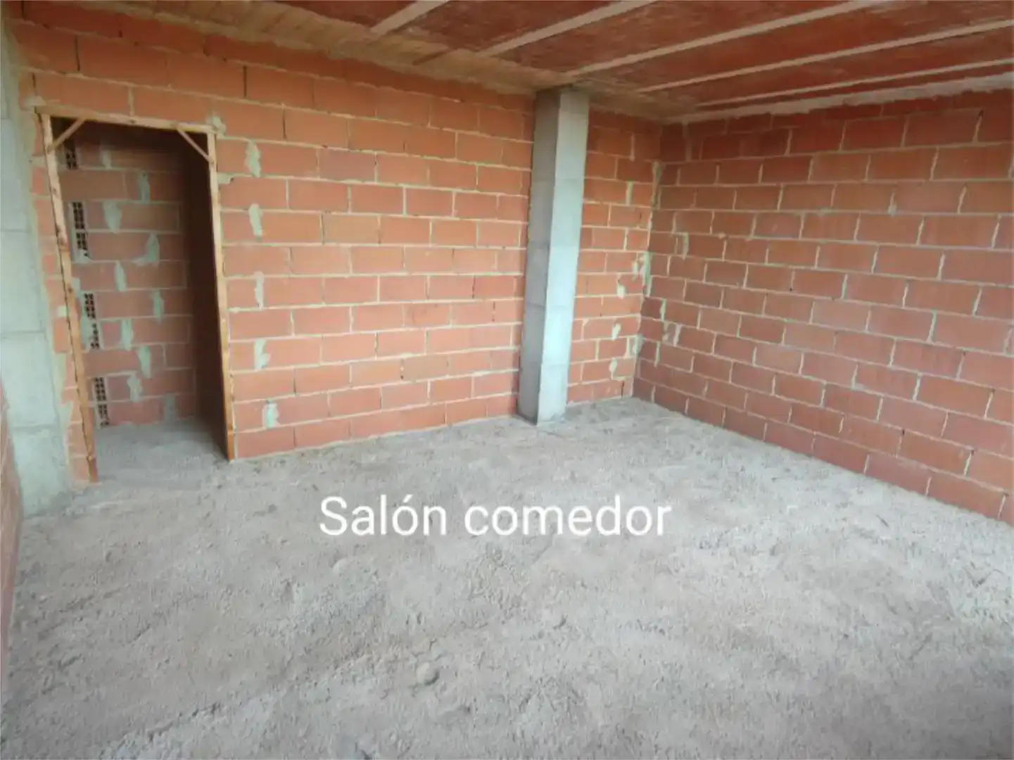 Pis en venda en Yeste amb Balcó