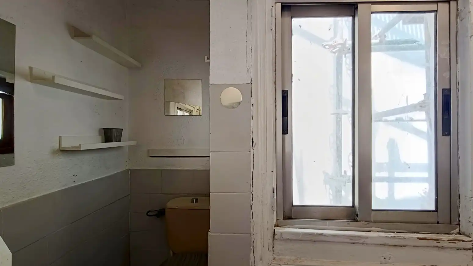 Bathroom of Flat for sale in Santander