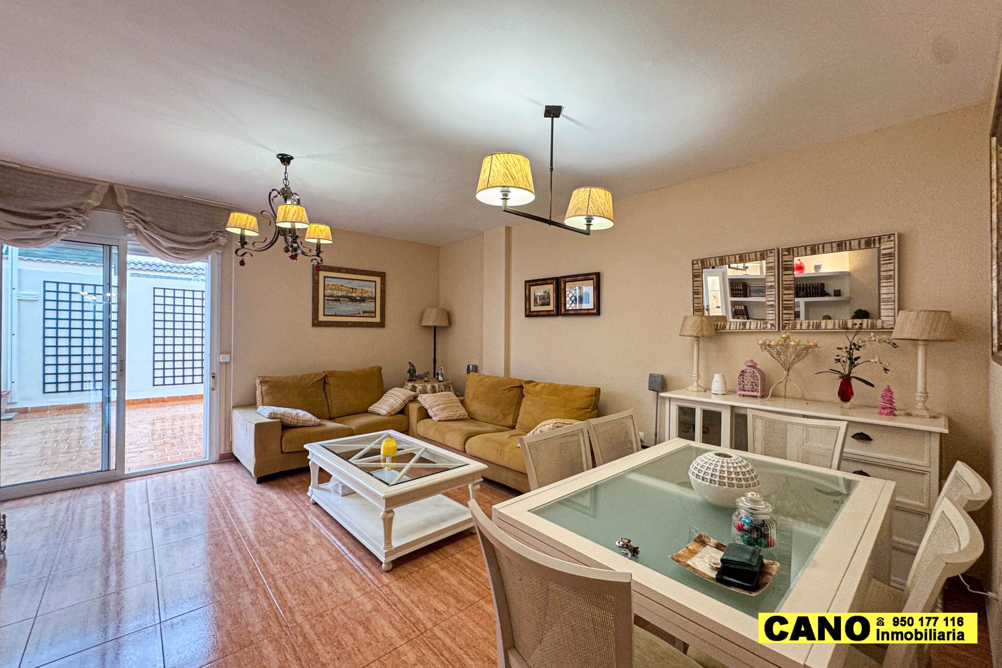 Living room of House or chalet for sale in  Almería Capital  with Terrace