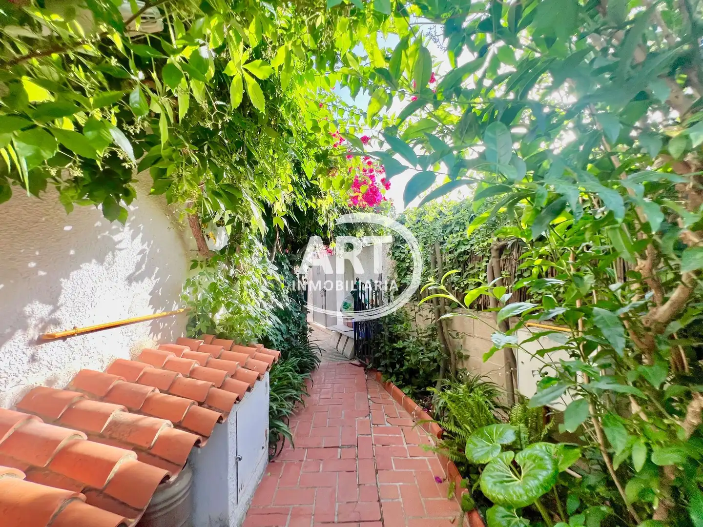 Jardín de Casa o chalet en venta en L'Eliana con Aire acondicionado, Calefacción y Jardín privado