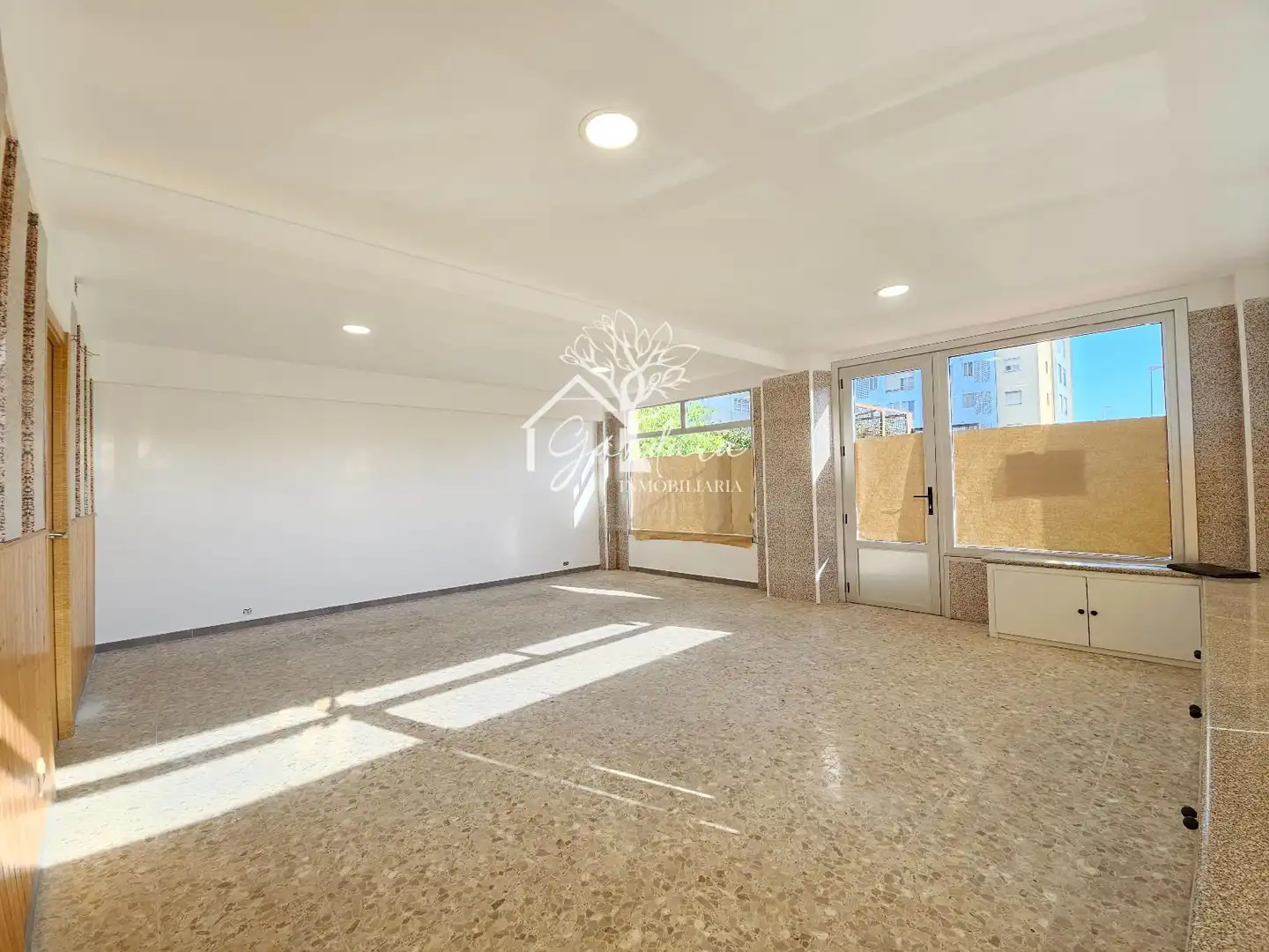 Living room of Commercial properties for rent in Ferrol