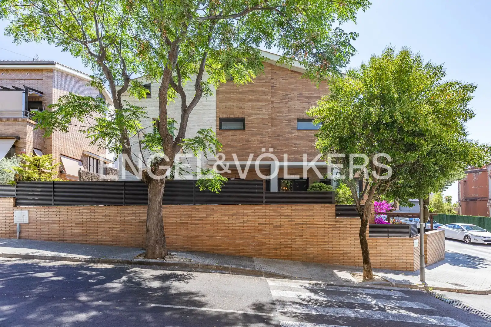 Exterior view of Detached homes for sale in Sant Quirze del Vallès  with Air Conditioner, Heating and Terrace