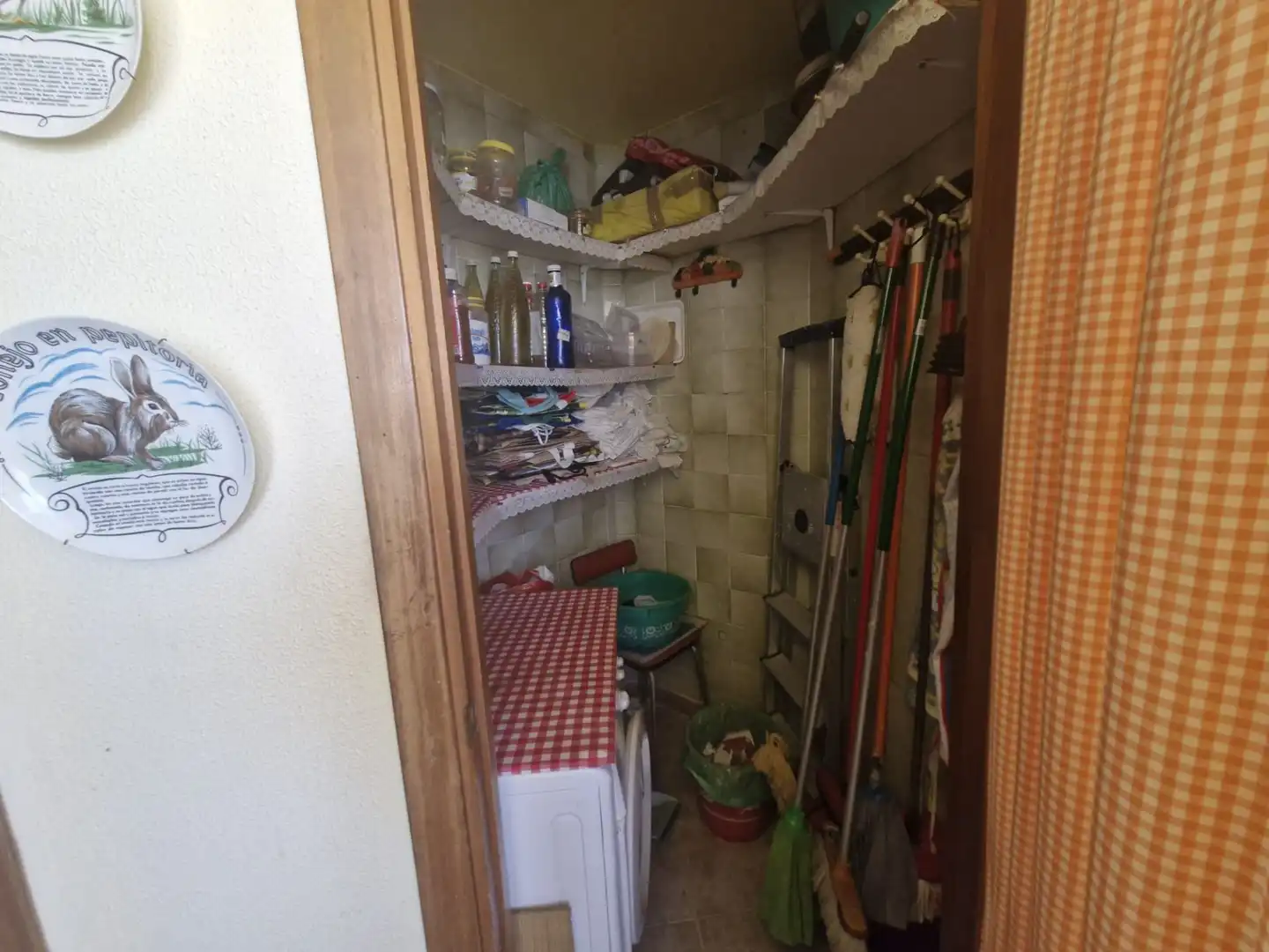 Küche von Wohnung zum Verkauf in La Línea de la Concepción mit Terrasse und Möbliert