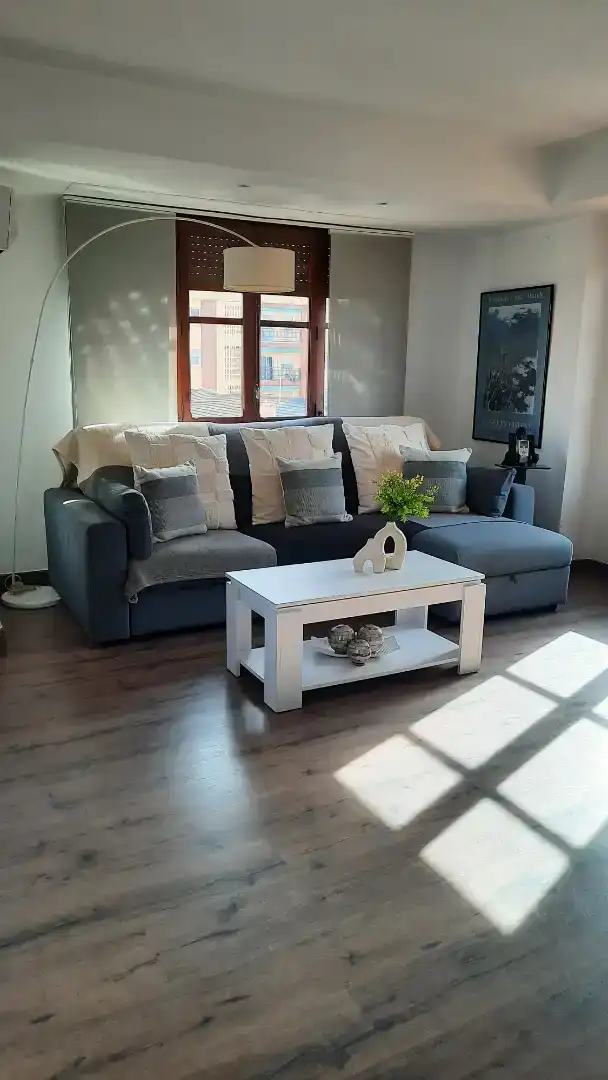 Sala de estar de Piso de alquiler en Tavernes Blanques con Aire acondicionado, Parquet y Amueblado