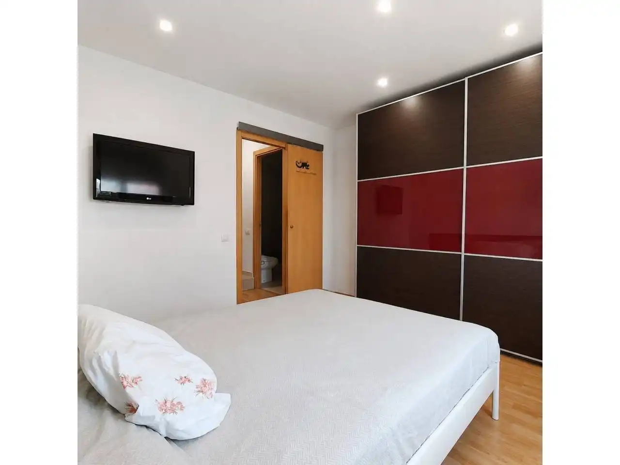 Habitación de Piso en venta en Terrassa con Aire acondicionado, Calefacción y Parquet