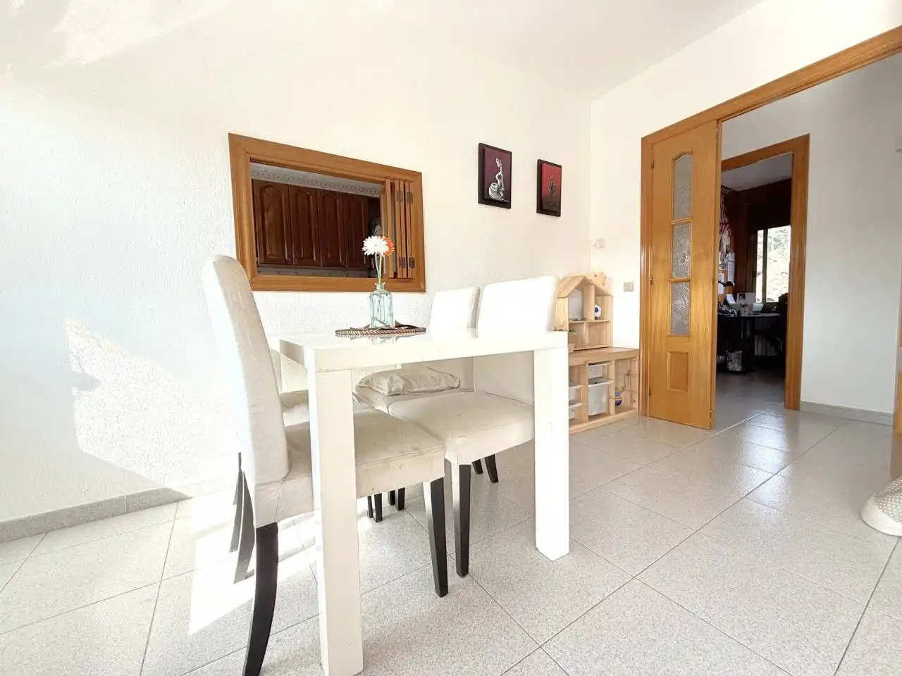 Menjador de Casa o xalet en venda en Sant Celoni amb Aire condicionat, Calefacció i Terrassa