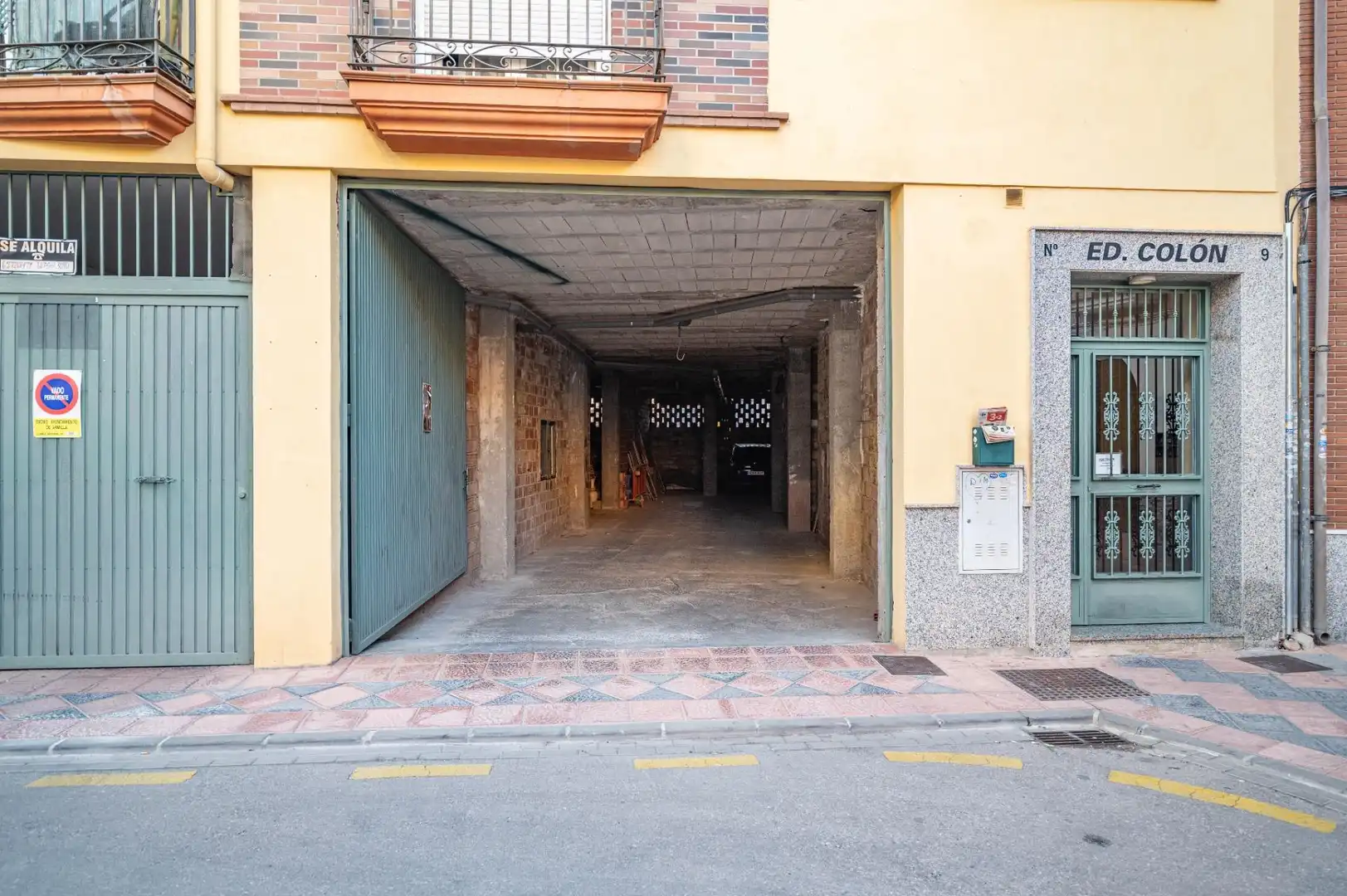 Aparcament de Local en venda en Armilla