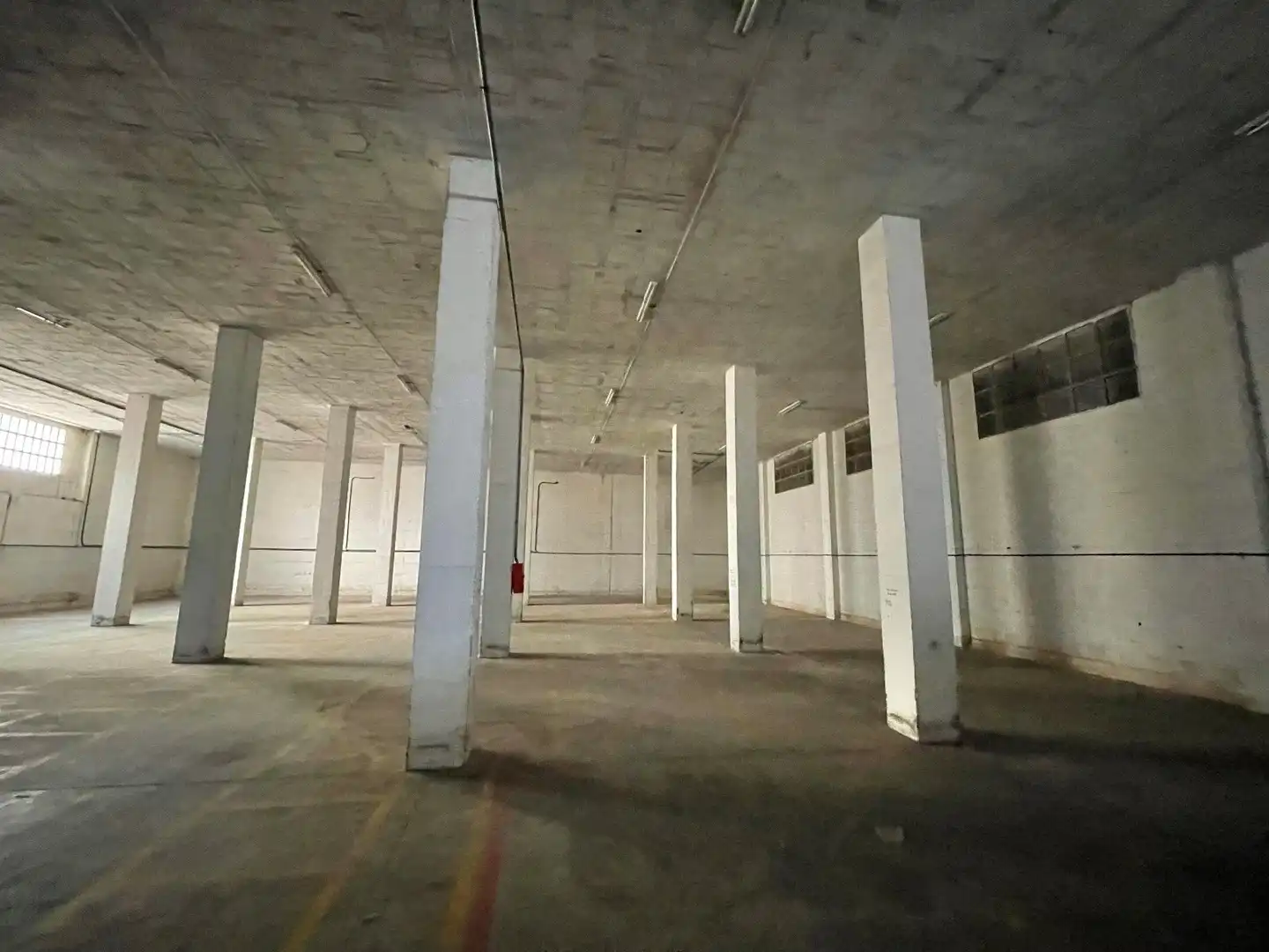 Industrial building to rent in Ciudad de Sevilla