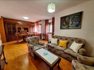 Piso en Venta en Calle Almirante Diaz Pimienta en La Salle - Cuatro Torres