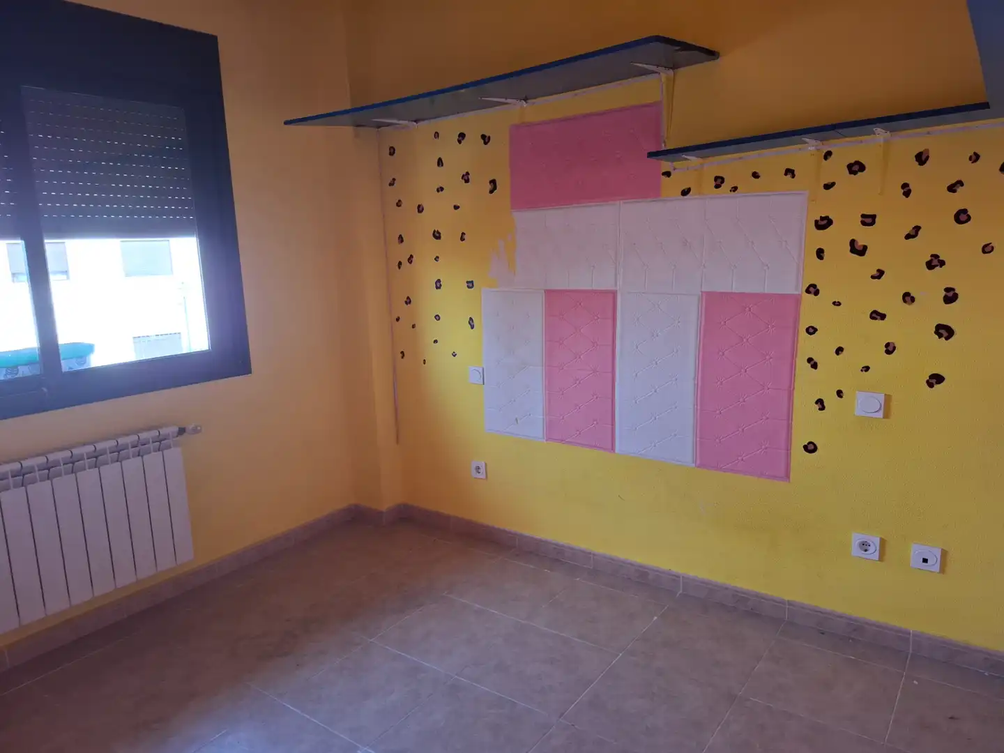 Dormitori de Pis en venda en Miguel Esteban amb Terrassa i Piscina comunitària