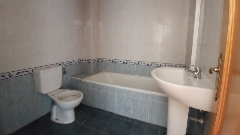 Bathroom of Single-family semi-detached for sale in Chozas de Canales  with Terrace