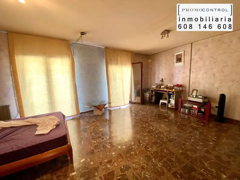 Haus mit Terrasse zum Verkauf in Zuera, imagen 8