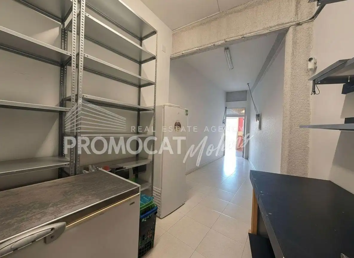 Local comercial en traspàs a de Catalunya, imagen 20
