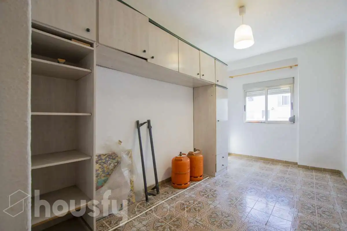 Bedroom of Flat for rent in Benetússer  with Air Conditioner, Furnished and Balcony