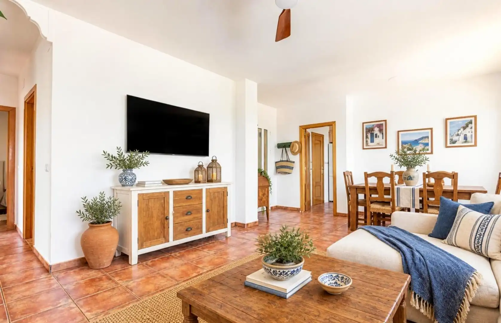 Sala d'estar de Casa o xalet en venda en Turís amb Aire condicionat, Jardí privat i Terrassa
